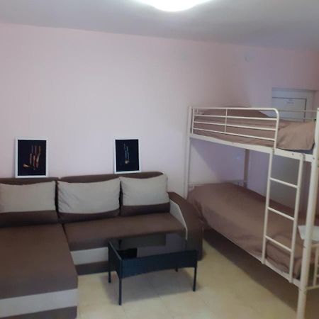 Guest House Khizhina - Easy Home サパレヴァ・バニャ エクステリア 写真